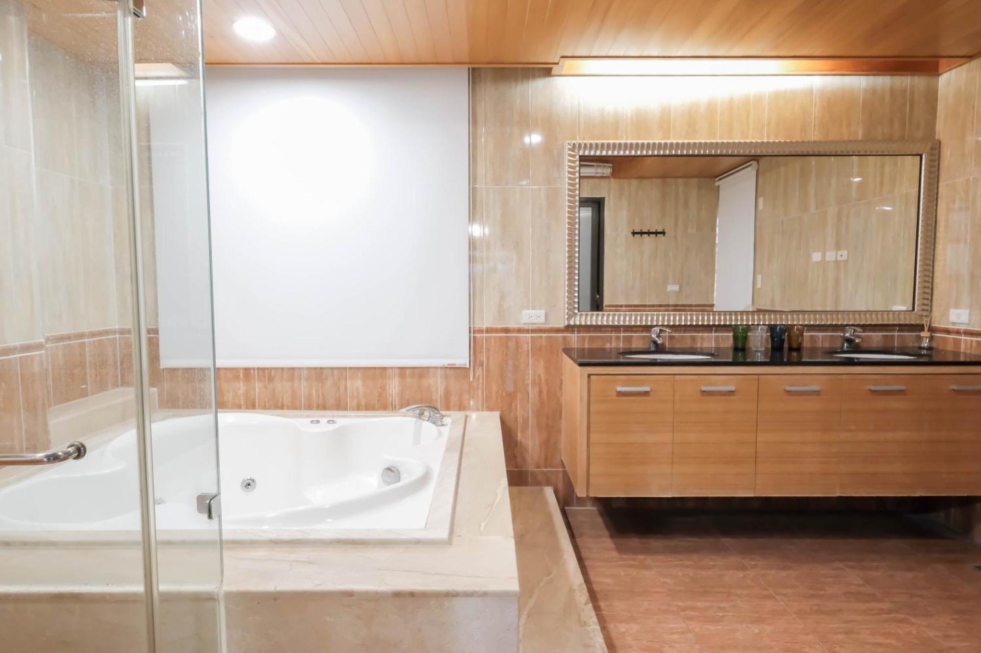Huzi Room Tainan Eksteriør bilde