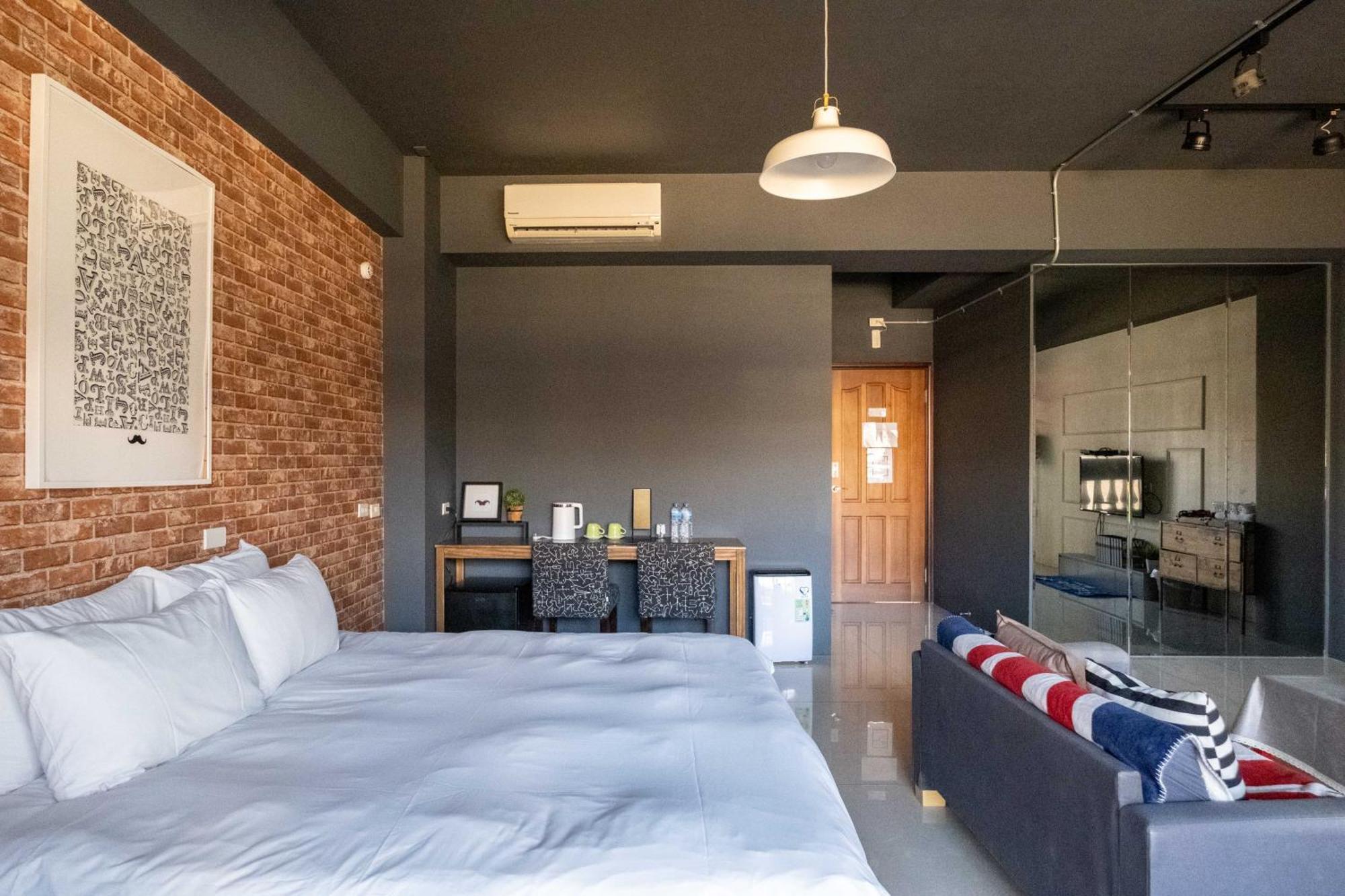 Huzi Room Tainan Eksteriør bilde